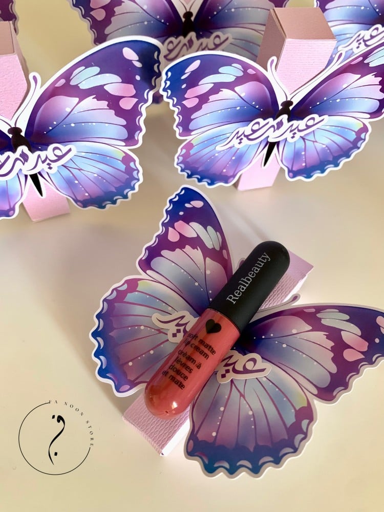 Mini Box Rouge with butterfly theme