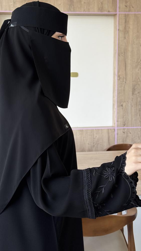 عباية ورد