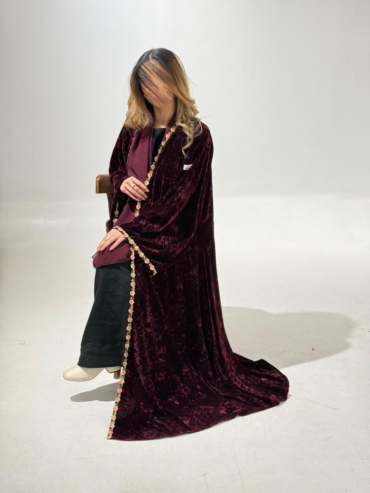 مخمل مموج عنابي