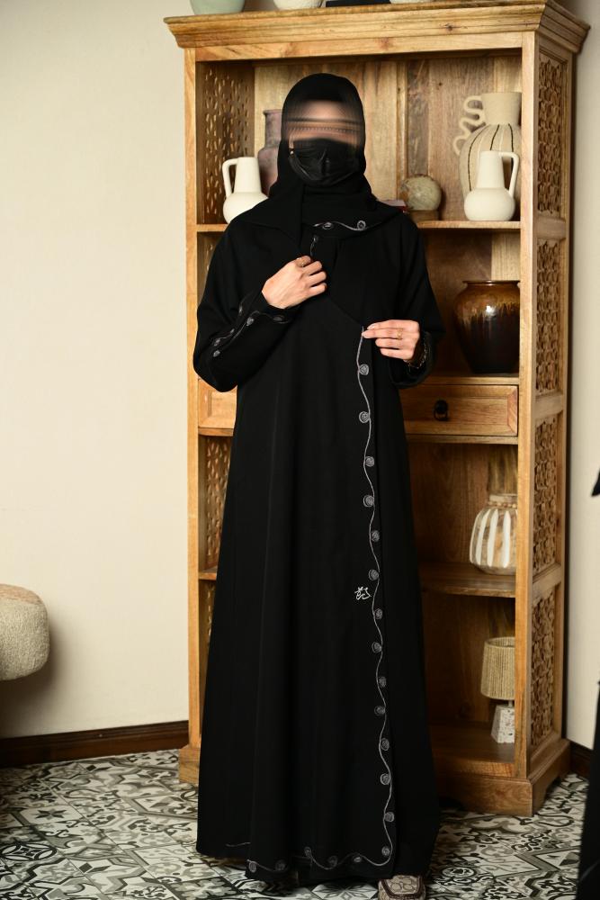 عباية S