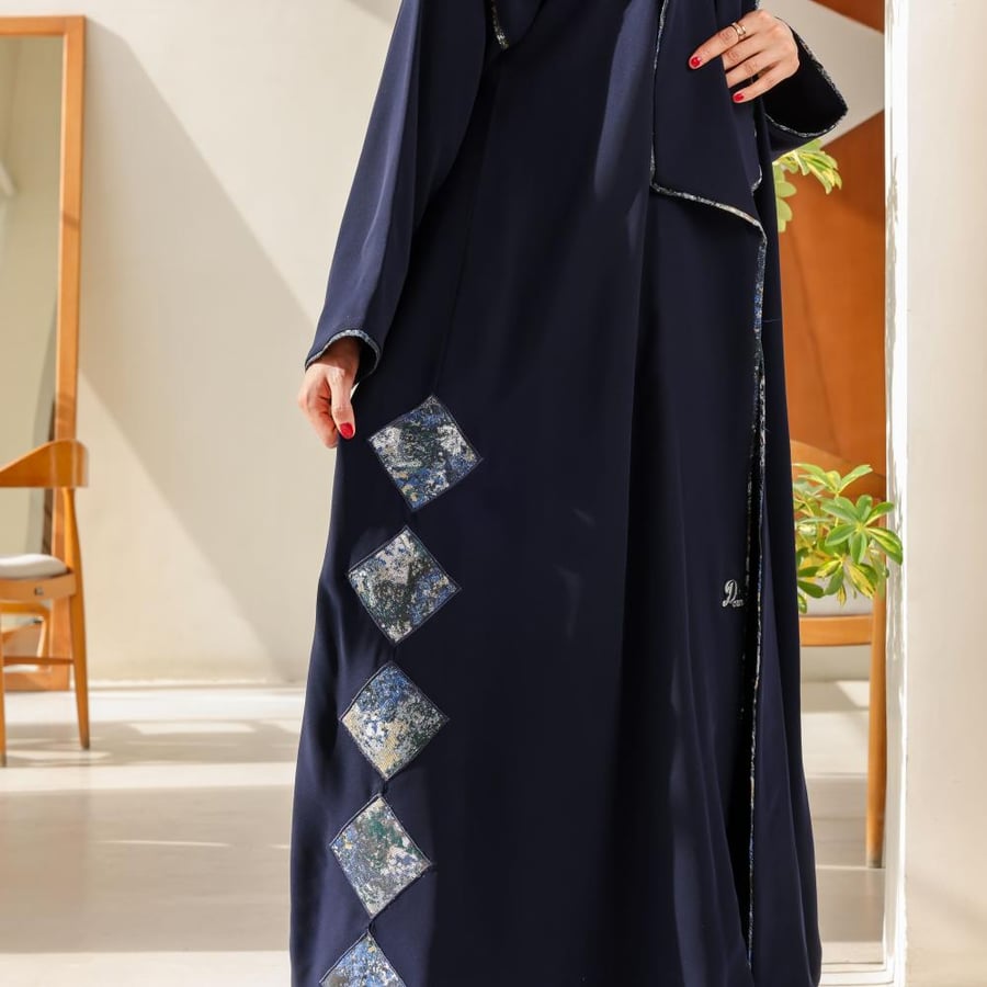 Abaya H