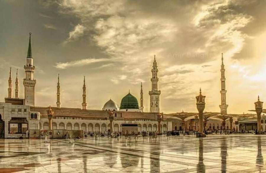جولة حول المسجد النبوي