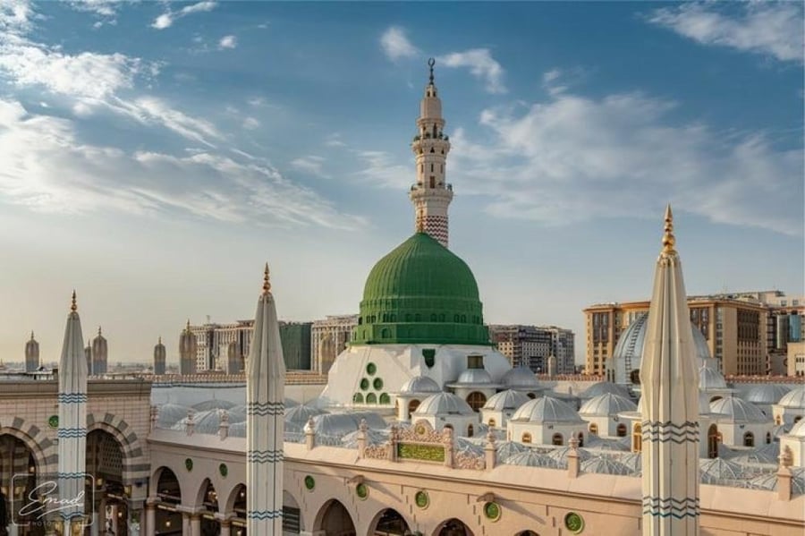 جولة حول المسجد النبوي