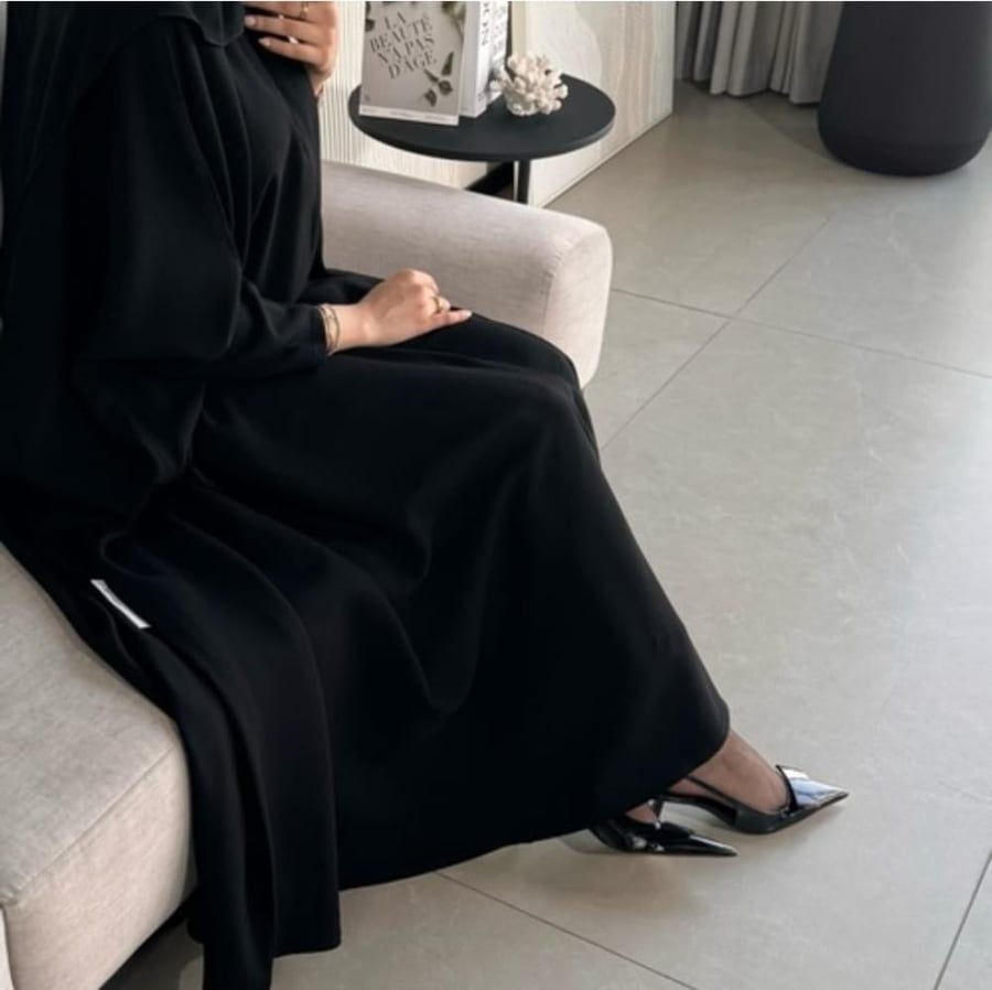 عباية هناء