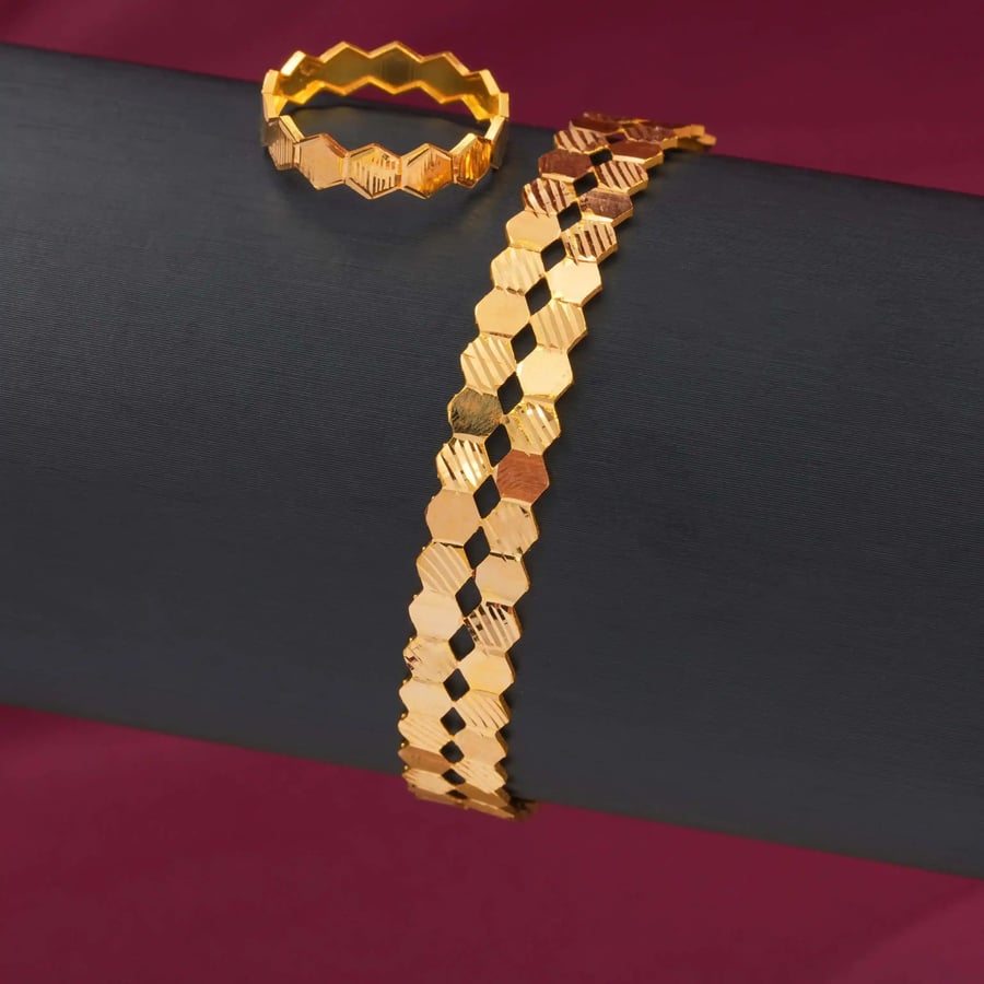سوراة وخاتم ذهب عيار 21  (B314)