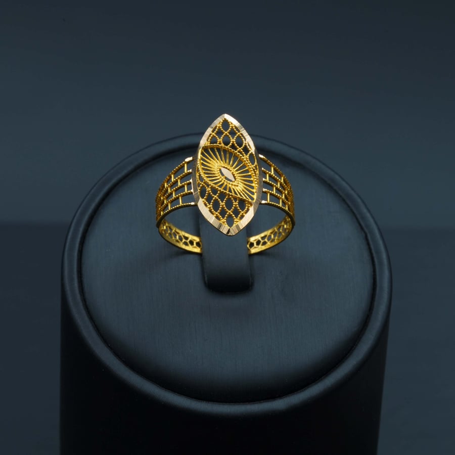 خاتم ذهب نسائي ناعم عيار 21 (R1390)