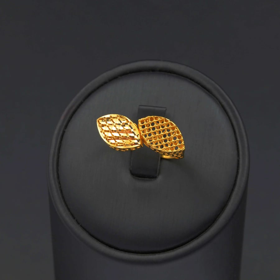 خاتم ذهب نسائي عيار 21 (R2360)