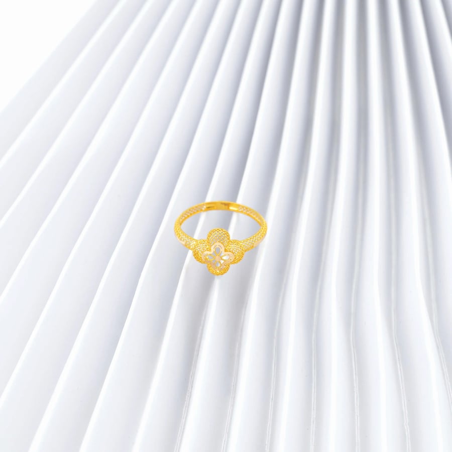 خاتم ذهب نسائي عيار 21 (R2235)