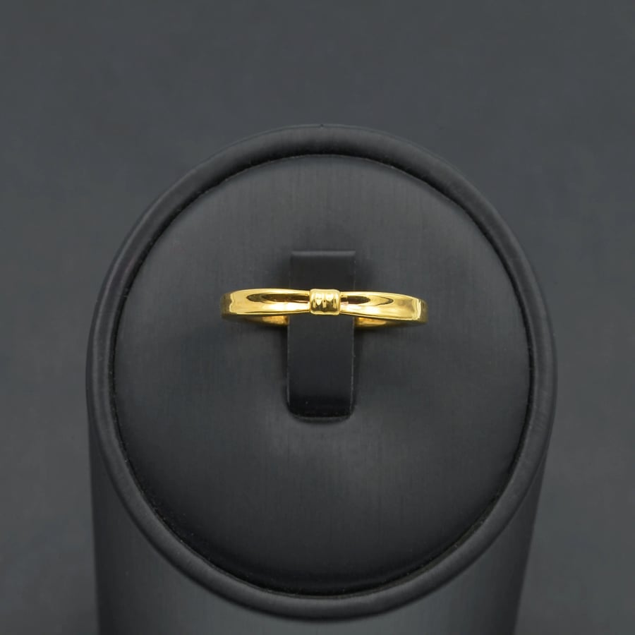 خاتم ذهب نسائي عيار 18 (R2597)