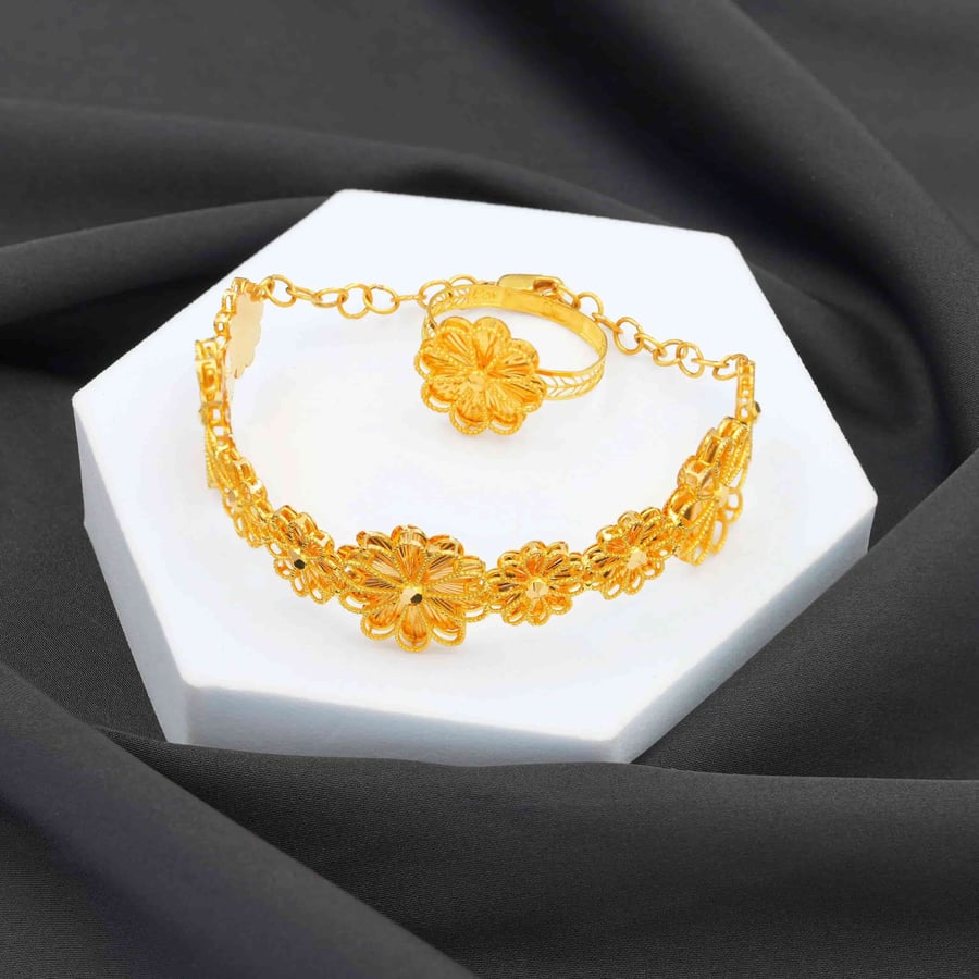 سوارة وخاتم ذهب نسائي عيار 21 (B2242)