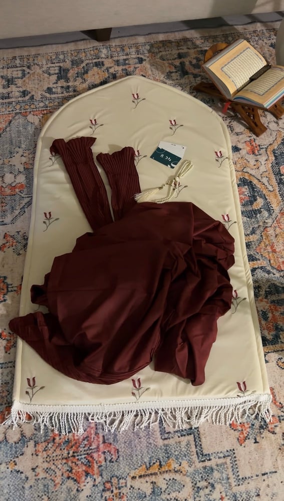 طقم الندى