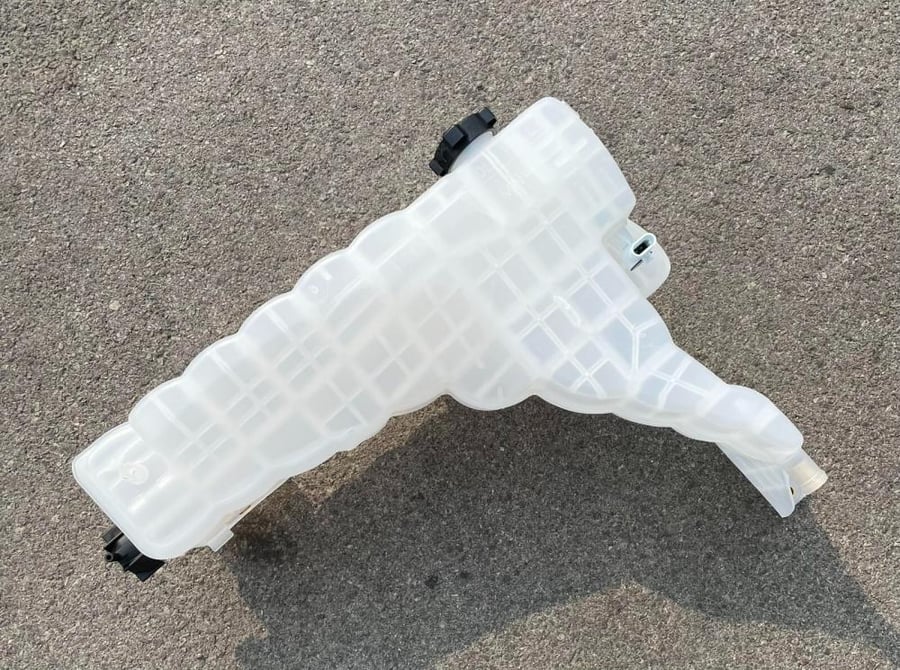 TANK ASSY-SURGE - 0K2C01535XB - تجميع (طقم) خزان التمدد (السيرج)
