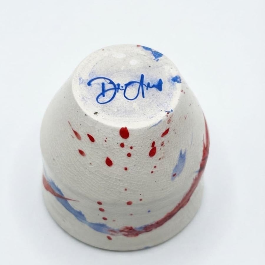 كوب فخار صناعة يدوية "Splatter Art"