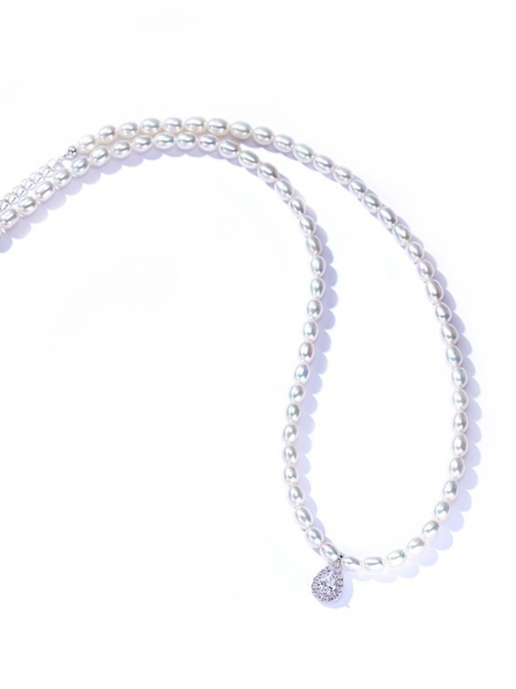 Silver Pearl Necklace