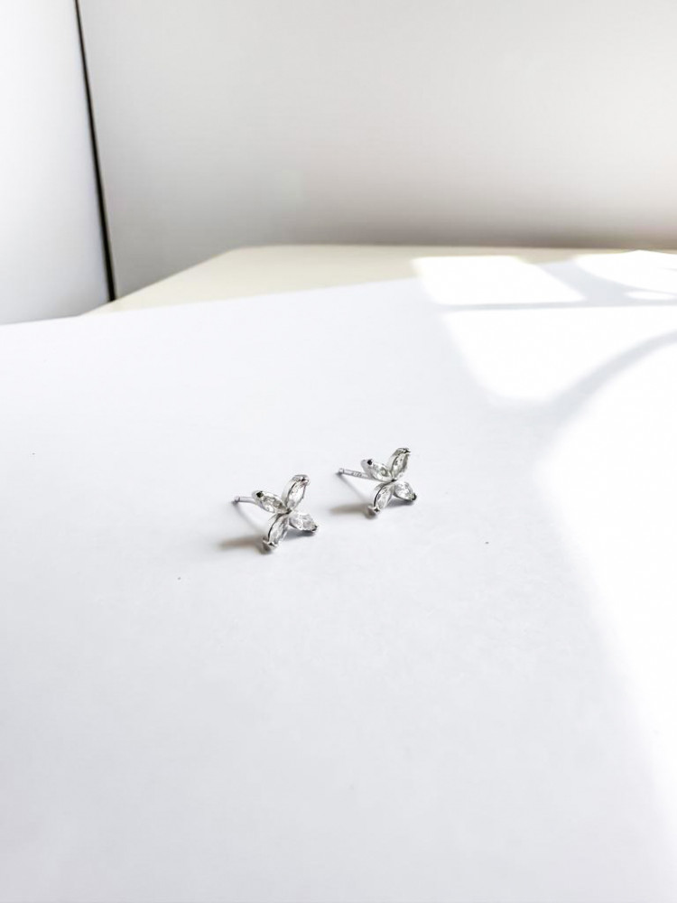 Silver Flower Earrings