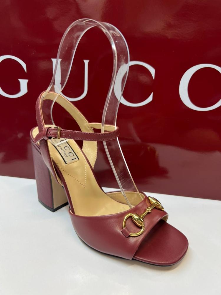 Gucci heel, maroon, master