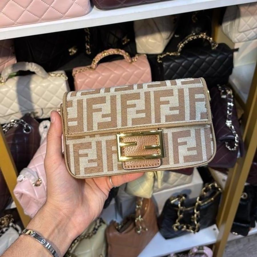 شنطه فندي ماستر