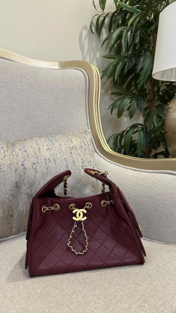 شنطه شانيل الأكثر طلبا