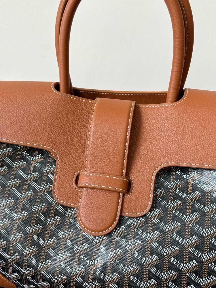شنطة goyard  مقاس 34سم