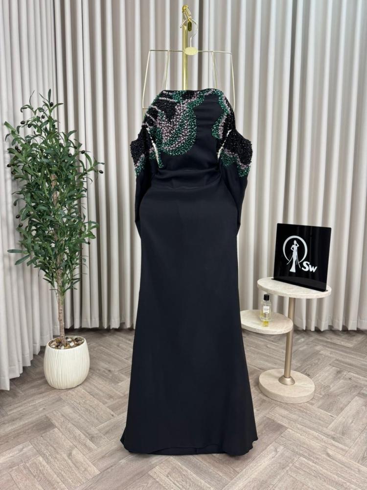 Evening dress black