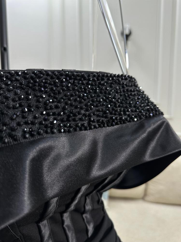 Evening dress black