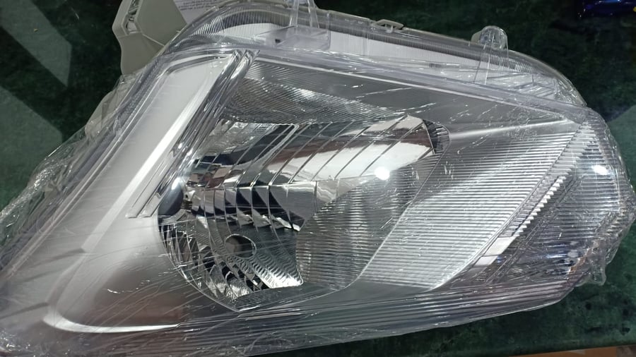 HEAD LAMB DMAX ISUZU 2017-2020 224181