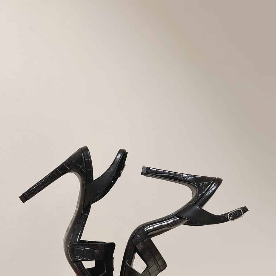 احذية هيرميز