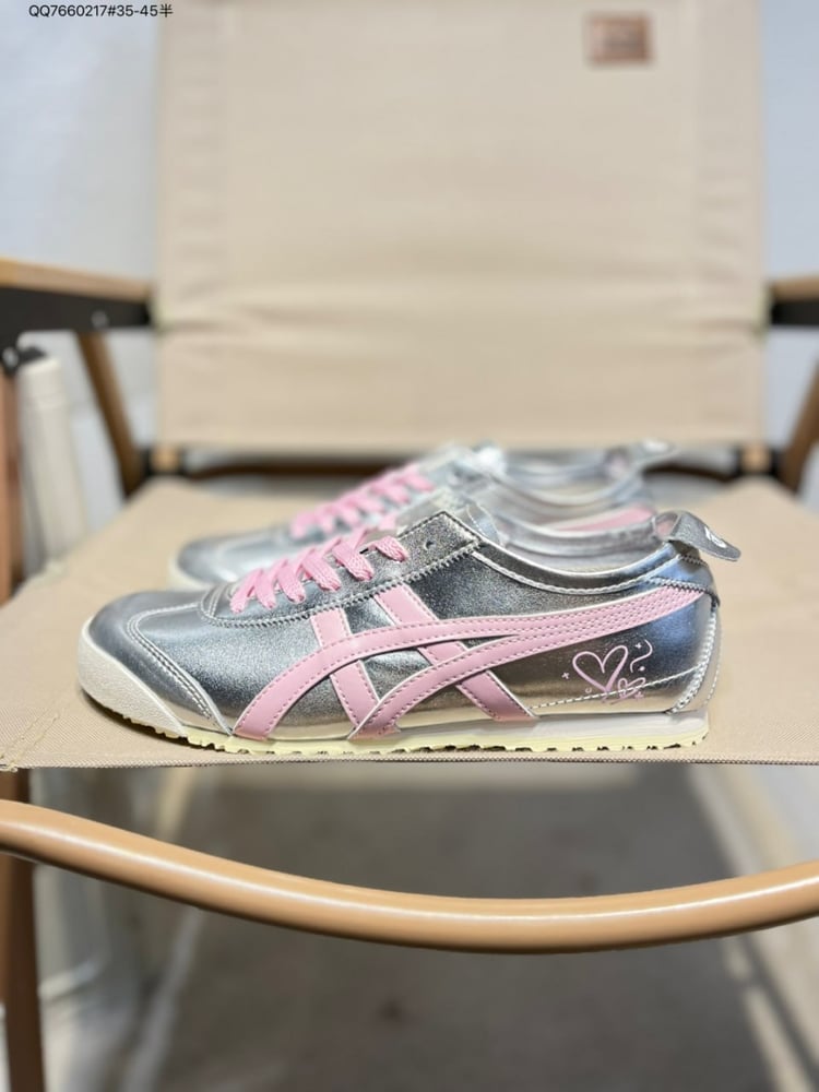 احذية Asics