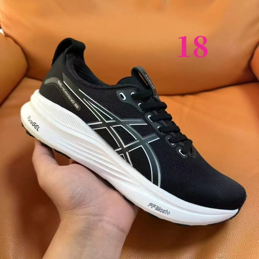احذية Asics