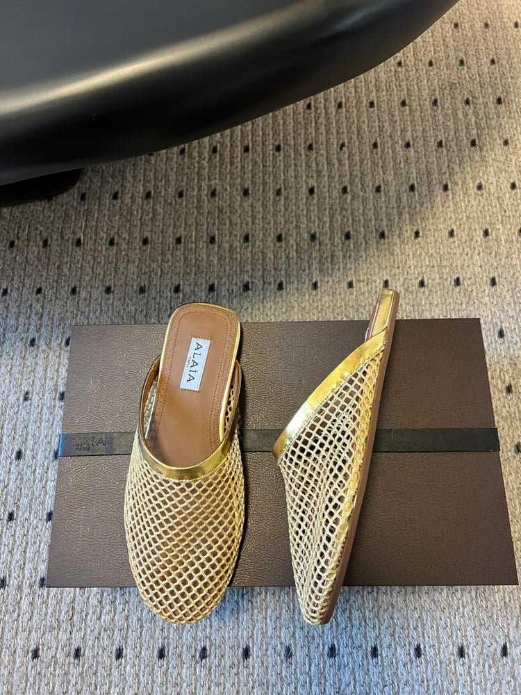 احذية ALAIA