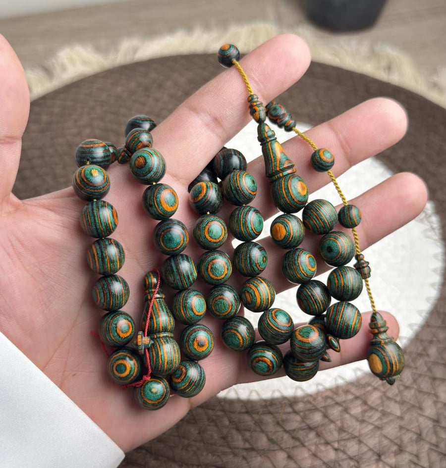 سبحة خشب مضغوط (كافور)