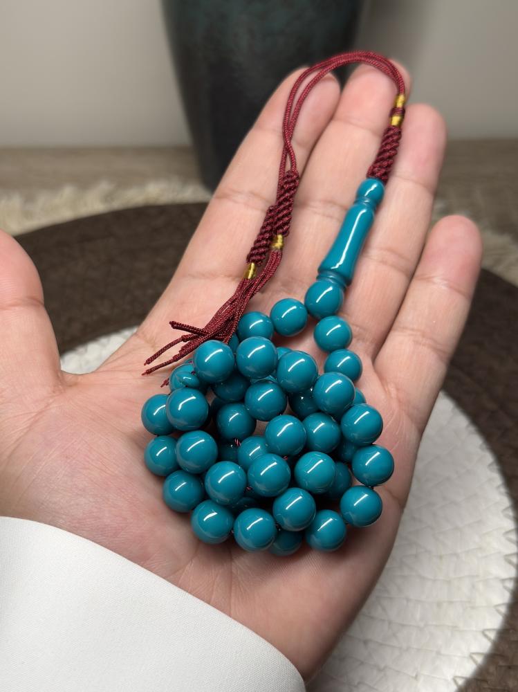 A tasbih with beads