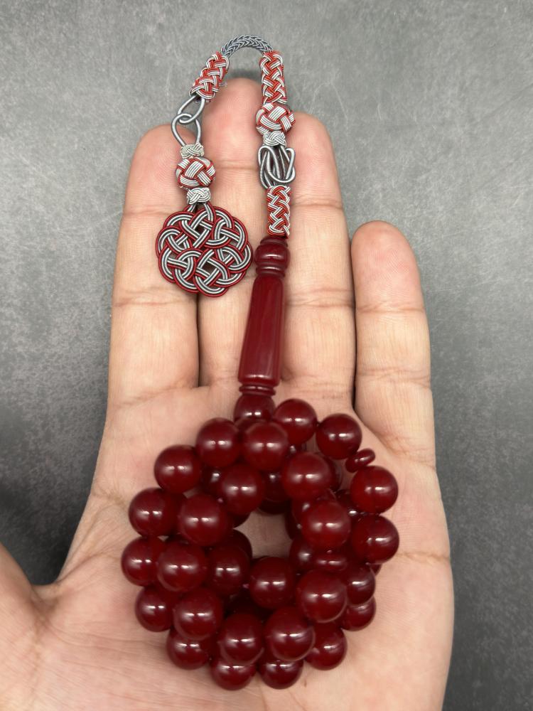 A tasbih with beads