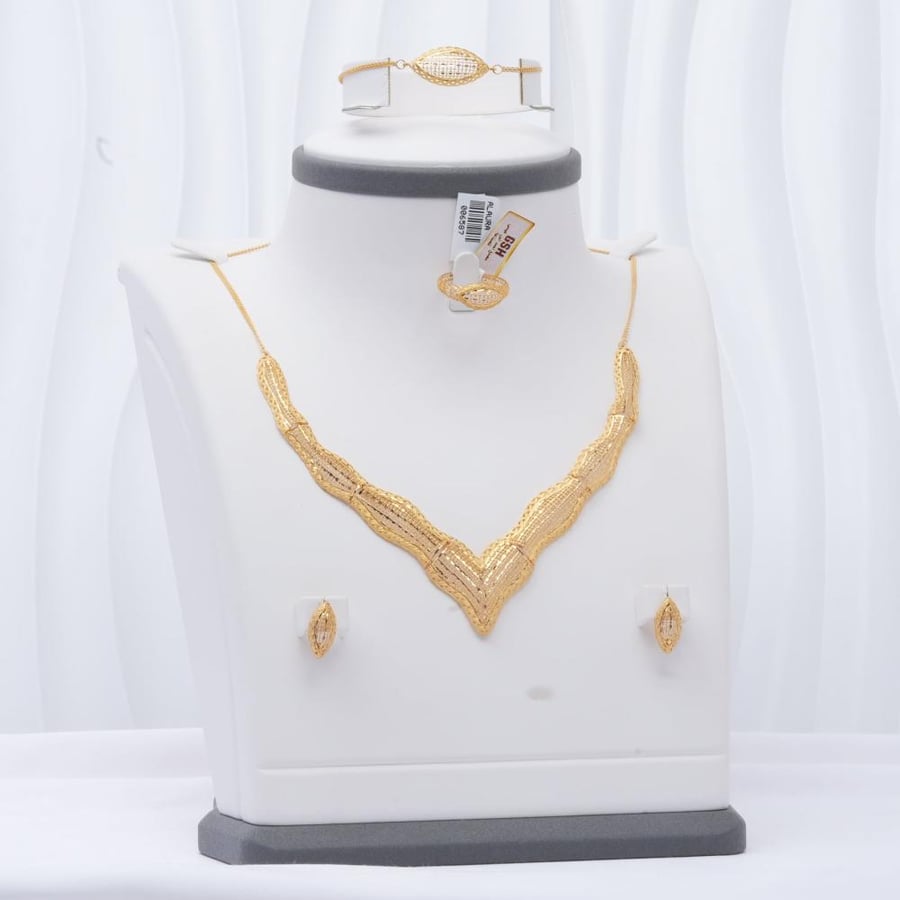 طقم ذهب عيار 21