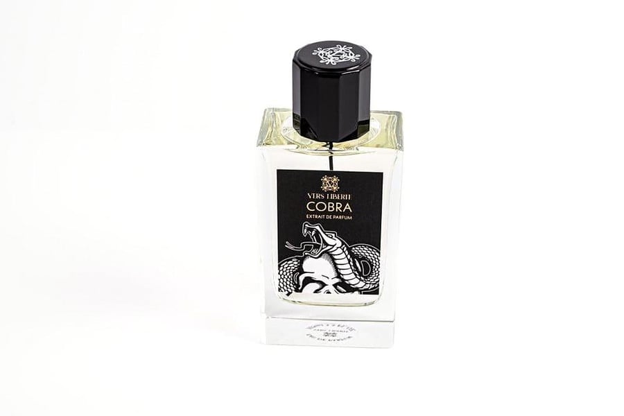 عينة فيرس ليبرتي كوبرا او دو بارفيوم بديل عطر لويس فيتون بيور عود VERS LIBERTE Eau De Parfum