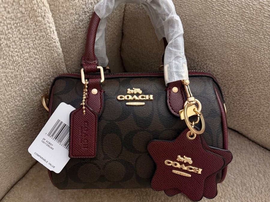 STAR - Rawan Burgundy Coach Bag with Chain