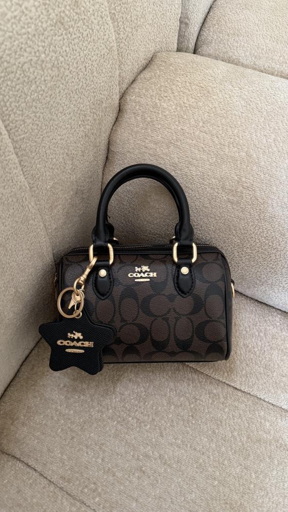 STAR - Rawan Burgundy Coach Bag with Chain