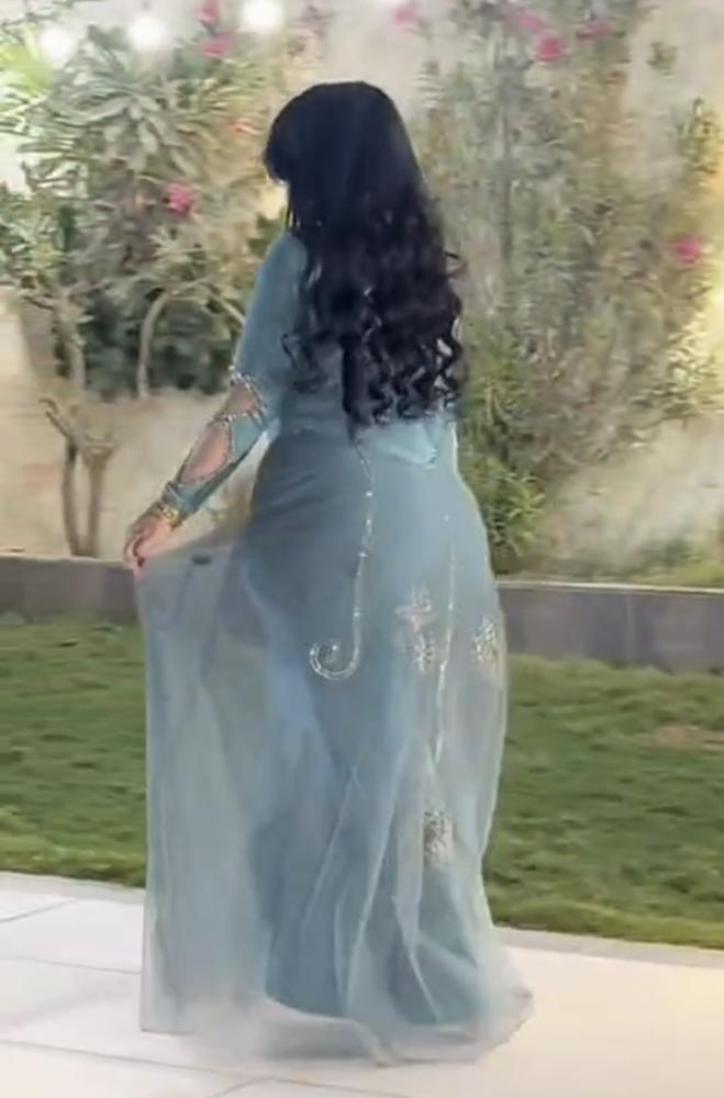 فستان سهرة