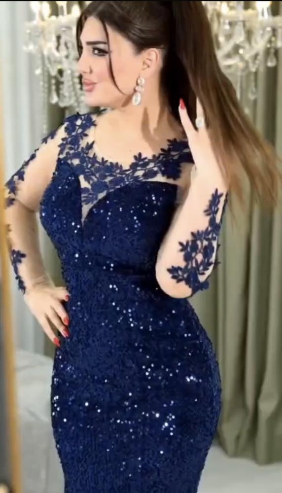 فستان سهرة ثلاثة ألوان
