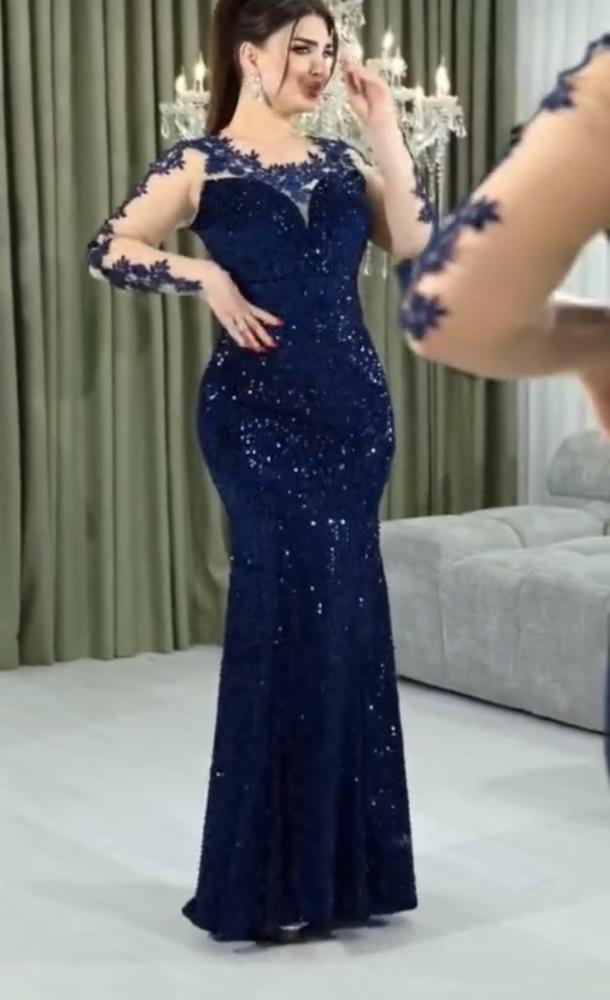 فستان سهرة ثلاثة ألوان