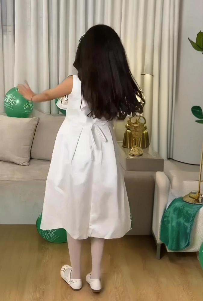 فستان أميرة الوطن البناتي