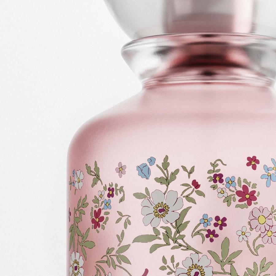مجموعة مس لافيرن قاردن مع عطر الشعر والوشاح والعطور الصغيرة