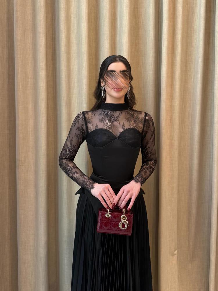 lace evening dress