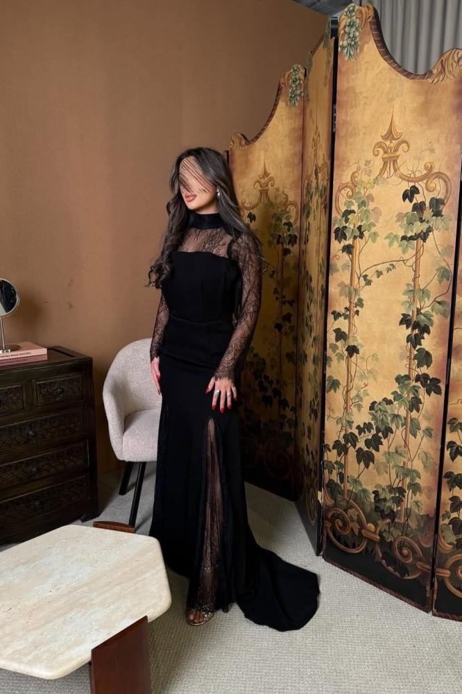 lace evening dress
