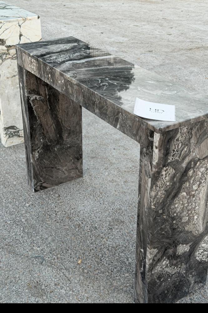 كونسول رخام إيطالي رمادي