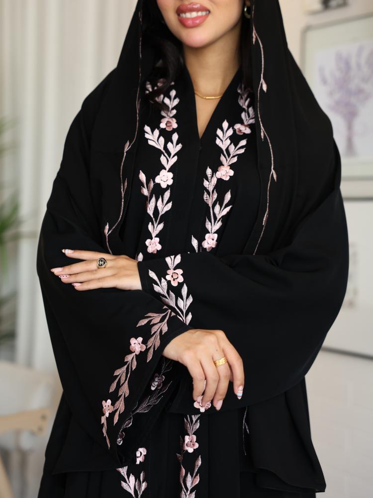 عباية قماش كوبرا - أناقة فاخرة بخامة انسيابية - الوشاحة
