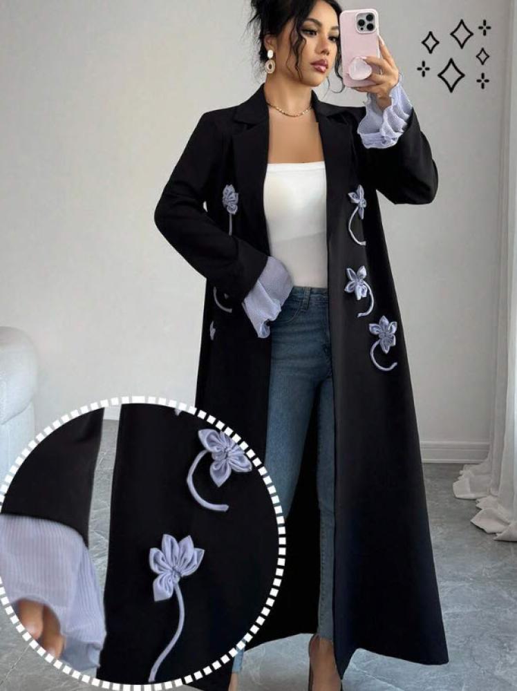 Yasmyna عباءة أنيقة للنساء مزينة بأكمام واسعة وطبعات زهرية على الياقة