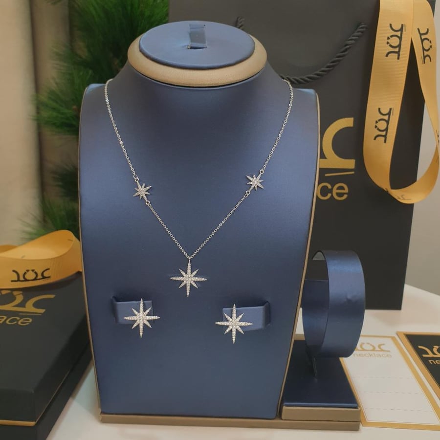 Star of the North jewelry set with silver zircon