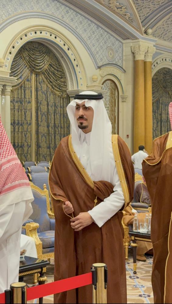 بشت ملكي غاط أشقر قيطان تايقر