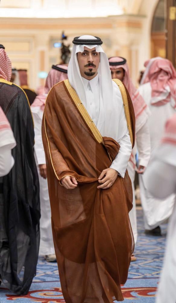 بشت ملكي غاط أشقر قيطان تايقر